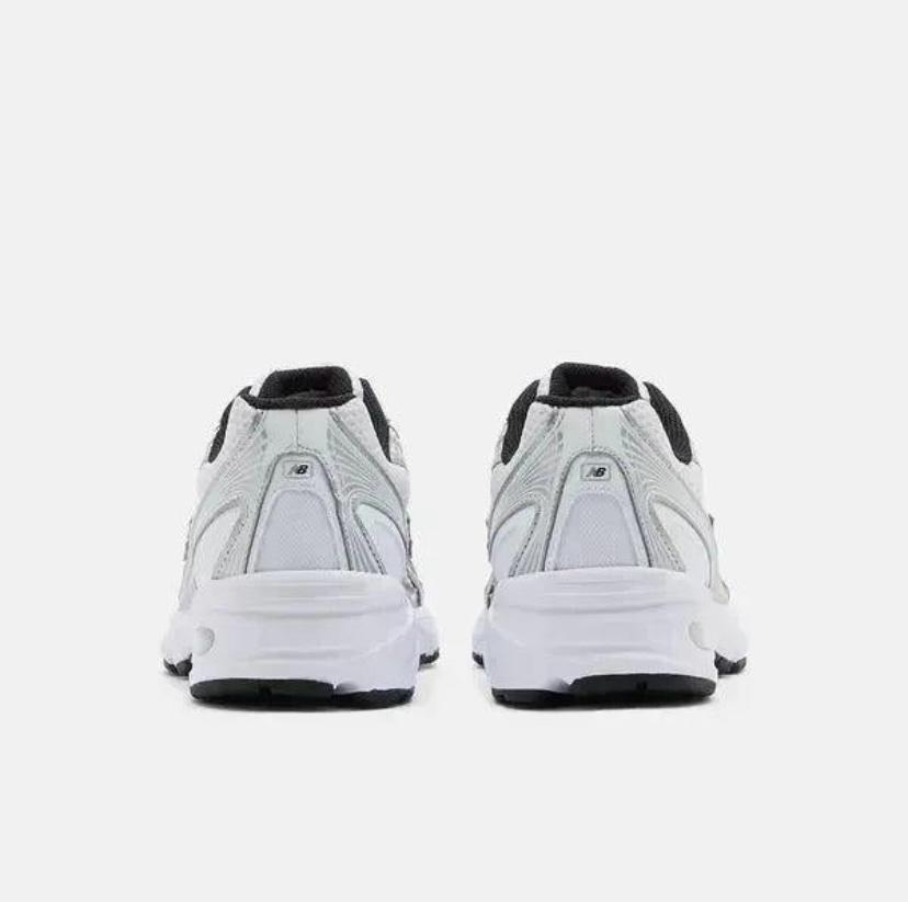 New Balance 740 White Silver Metallic Navy