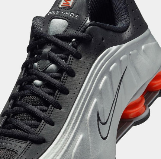 Nike Shox R4 "Picante Red"